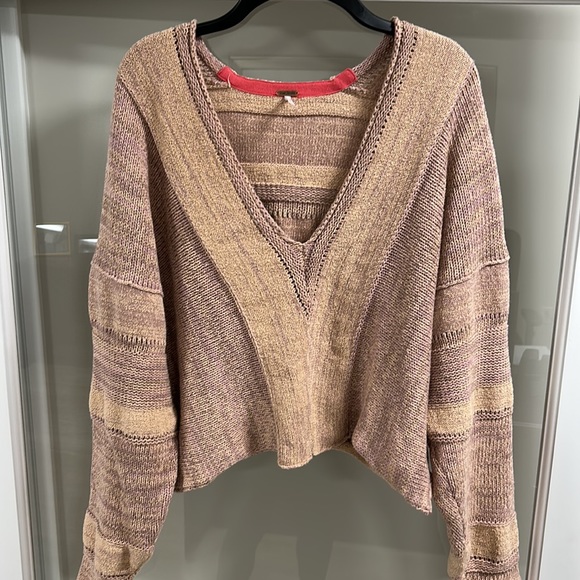 Free People sweater - Picture 7 of 9